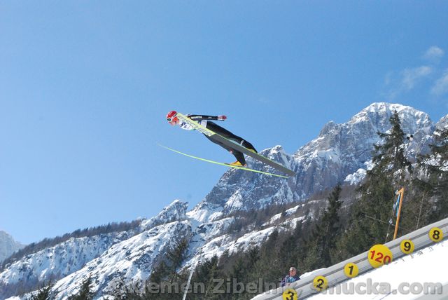 077 Michael Neumayer